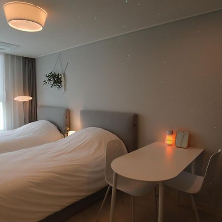 Wecostay Myeongdong Сеул Екстер'єр фото
