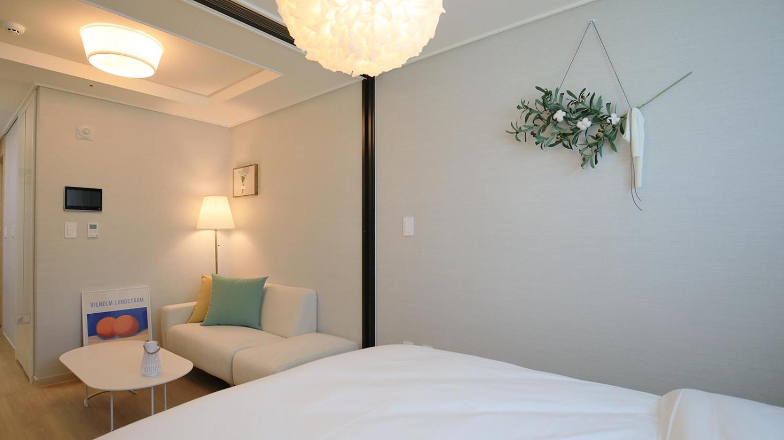 Wecostay Myeongdong Сеул Екстер'єр фото